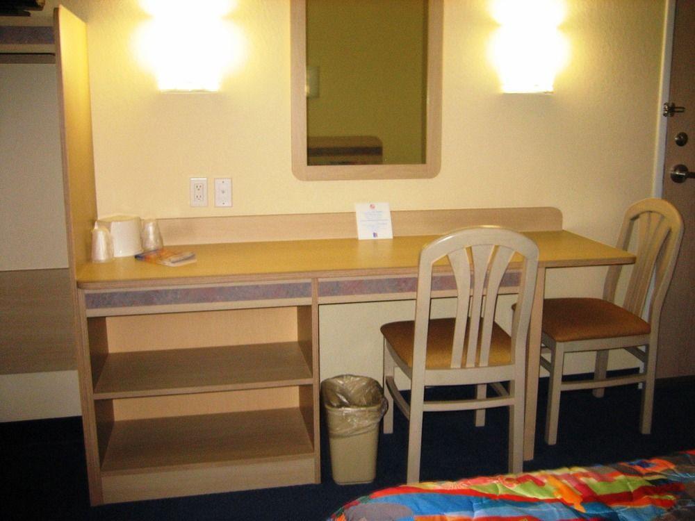 Motel 6-Huntsville, On Kültér fotó