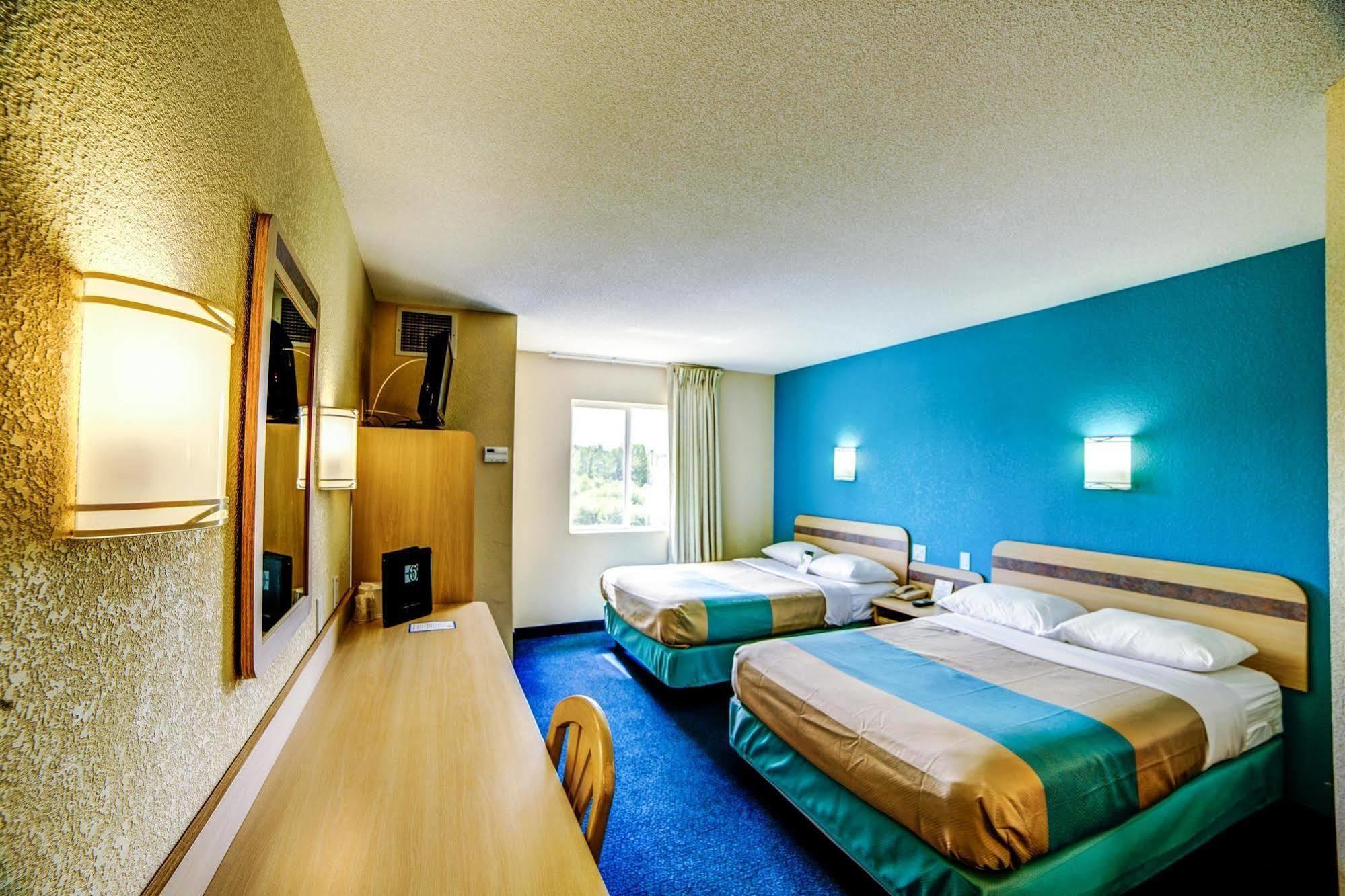 Motel 6-Huntsville, On Kültér fotó