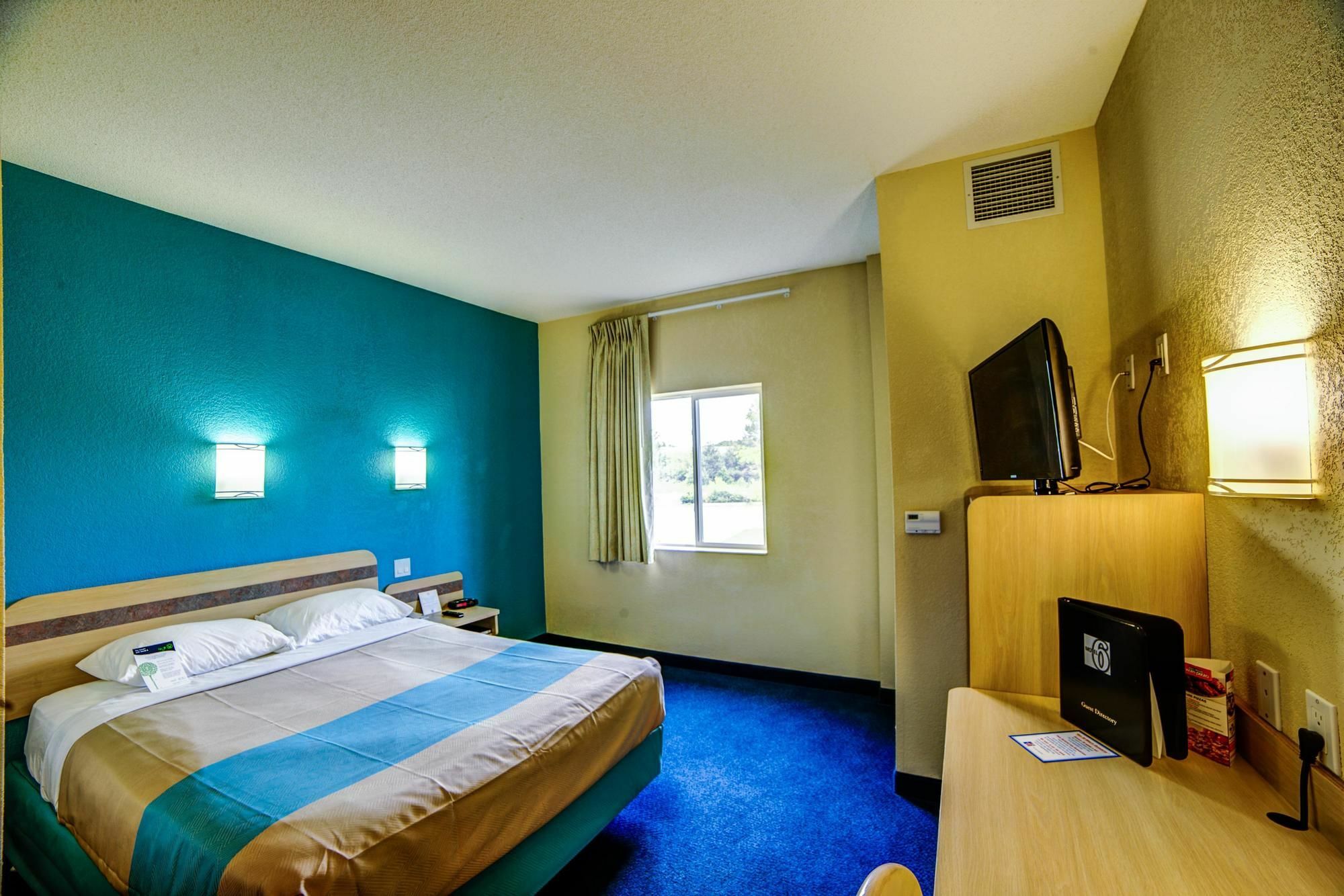 Motel 6-Huntsville, On Kültér fotó